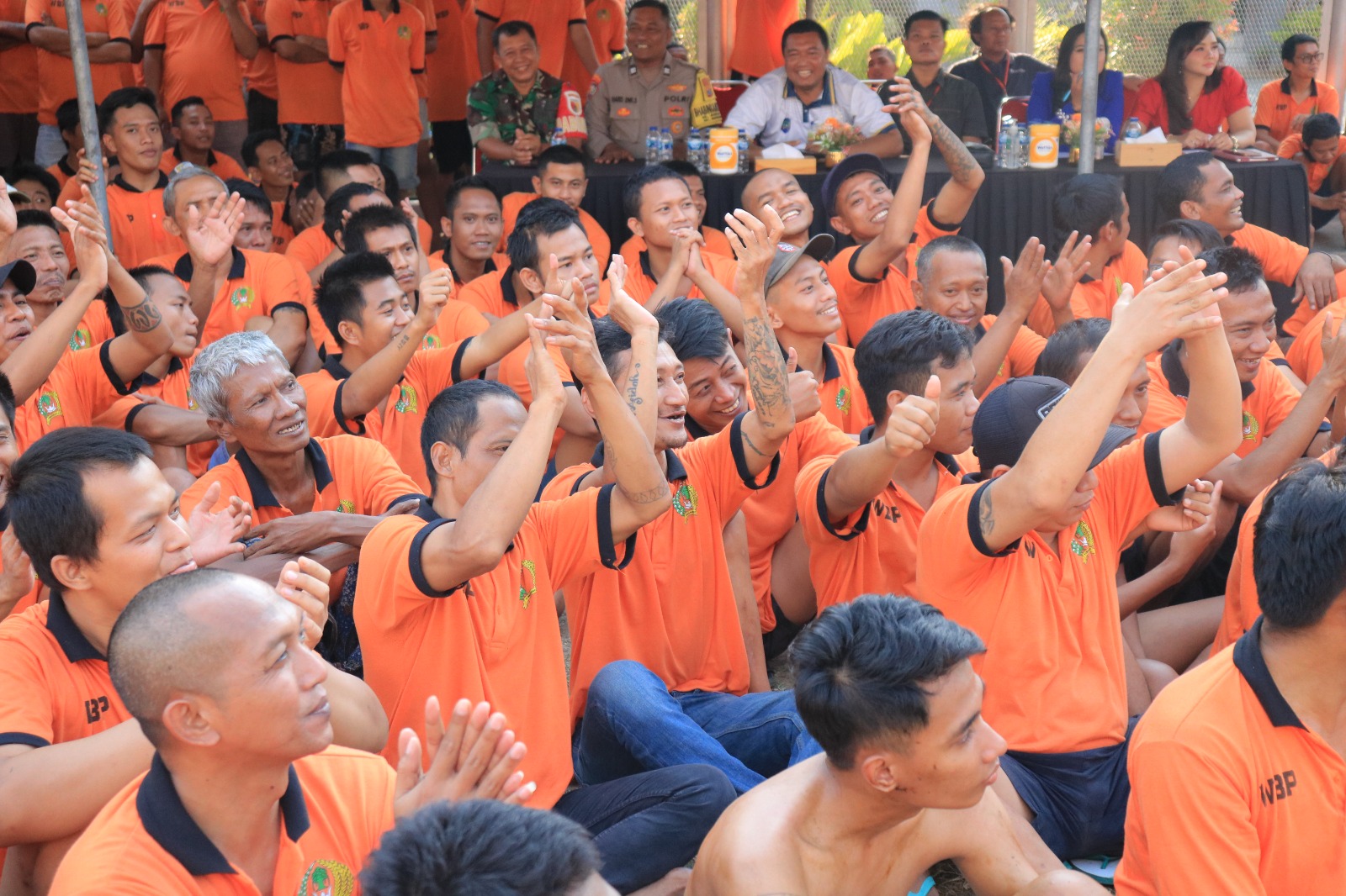 Penuh Semangat dan Kreativitas, Yel-yel Antarblok Semarakkan HUT Ke-81 RI di Lapas Pemuda Madiun
