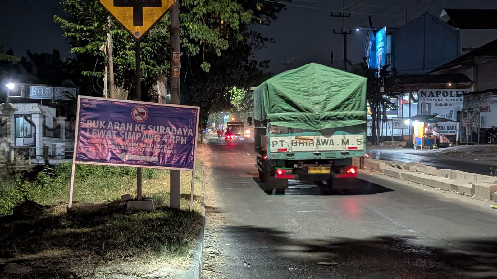 Skema Rekayasa Lalu Lintas Simpang Lima Krian di Tengah Penertiban Truk dan Perbaikan Jalan
