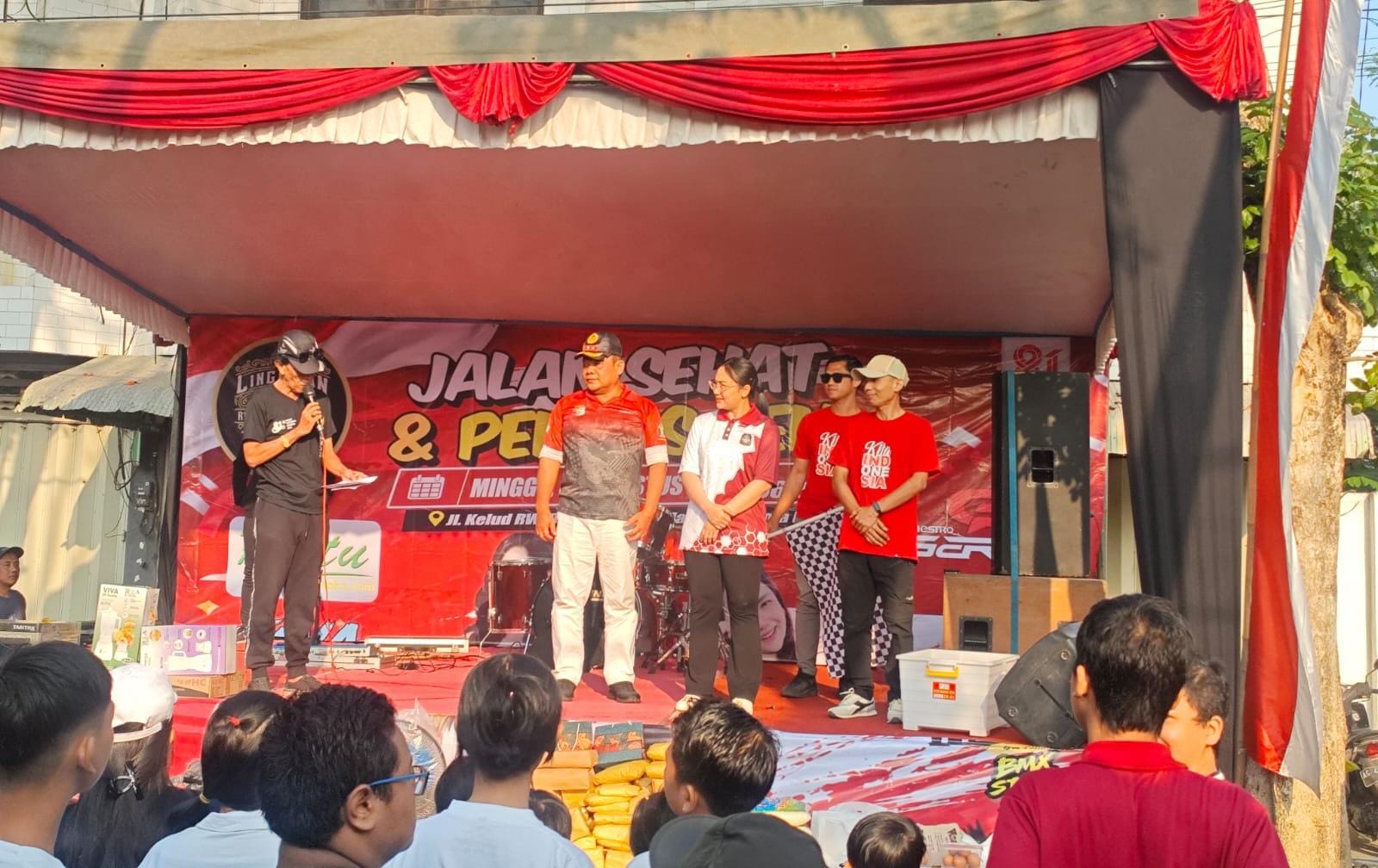 Kalapas Blitar Membaur Bersama Masyarakat, Ikuti Jalan Sehat Peringatan HUT ke-81 RI