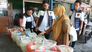 Satgas Pangan Polresta Sidoarjo Turun Ke Pasar, Pastikan Ketersediaan Bahan Pokok Aman