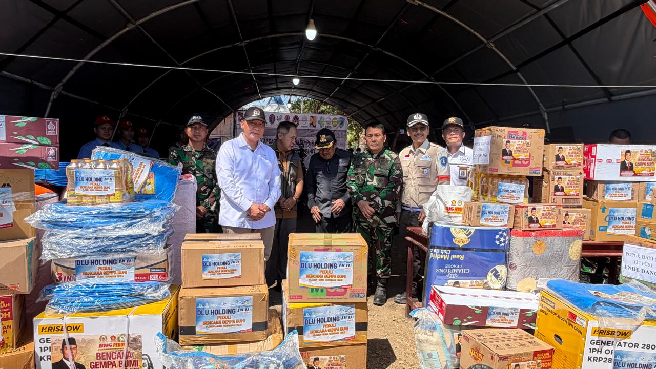 Bambang Haryo Tinjau Pengungsi dan Dermaga Marapokot, Dorong Akses Logistik Nagekeo Segera Pulih