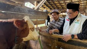 BAZNAS Jabar Antar Manfaat Donasi QuranBest ke Warga Tamansari Tasikmalaya
