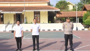 Beri Apresiasi Kinerja, Kapolres Bondowoso Beri Reward Personel Satreskrim Unit PPA