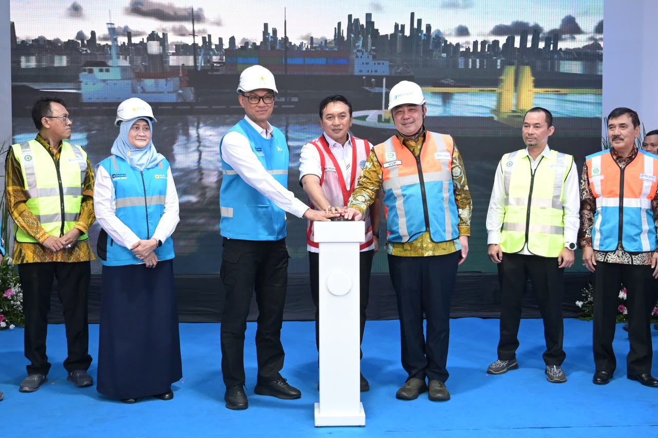 Jelang Hari Kesaktian Pancasila, PLN dan Pelindo Perkuat Elektrifikasi Maritim Menuju Green Port, Resmikan Onshore Power Supply 1 MVA di Tanjung Priok