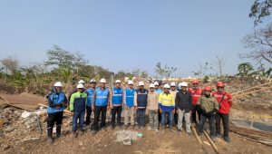 Perkuat Keandalan Kelistrikan Gresik dan Sekitarnya, General Manager PLN UIP JBTB Lakukan Site Visit Pantau Progres SUTT 150 kV Bungah – Paciran