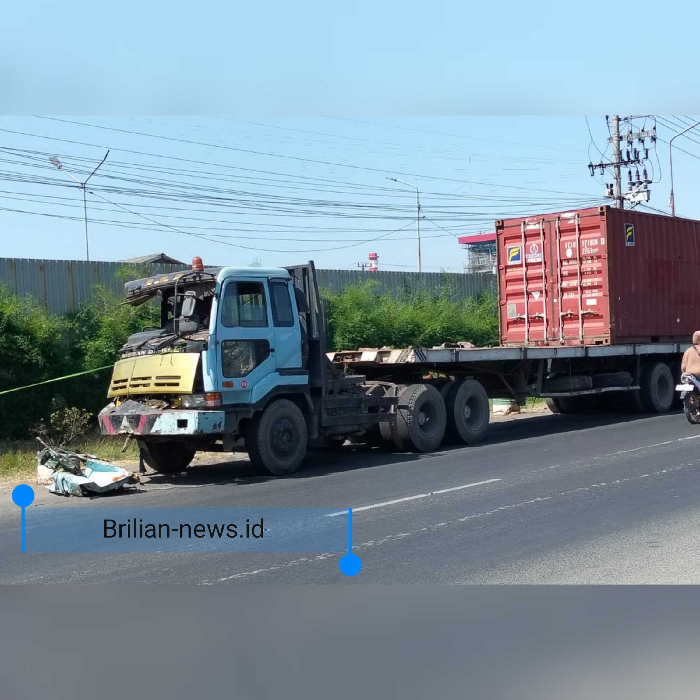 Tabrak Lari di Jalan Raya Driyorejo, Truk Misterius Tinggalkan Lokasi Usai Benturan