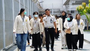 Intip Langsung Kehidupan di Balik Jeruji, 25 Mahasiswa Hukum Kunjungi Lapas Narkotika Pamekasan