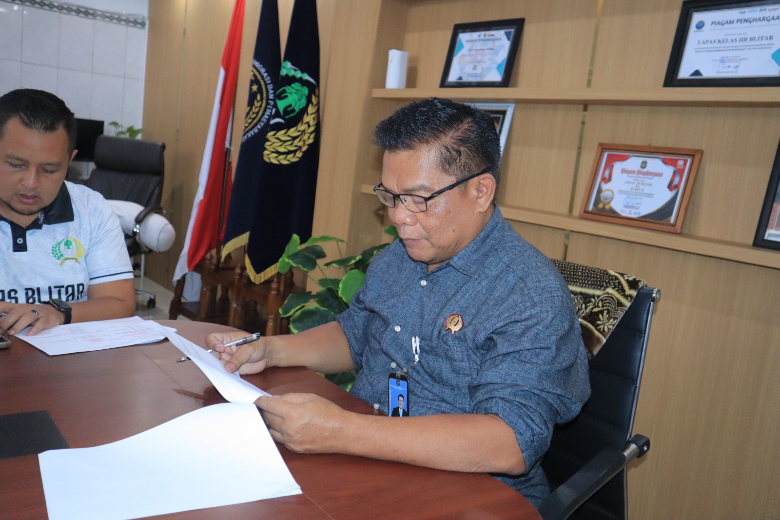 Matangkan Persiapan Hari Bhakti Kemenimipas ke-2 Tahun 2026, Kalapas Blitar Pimpin Rapat Bersama Jajaran