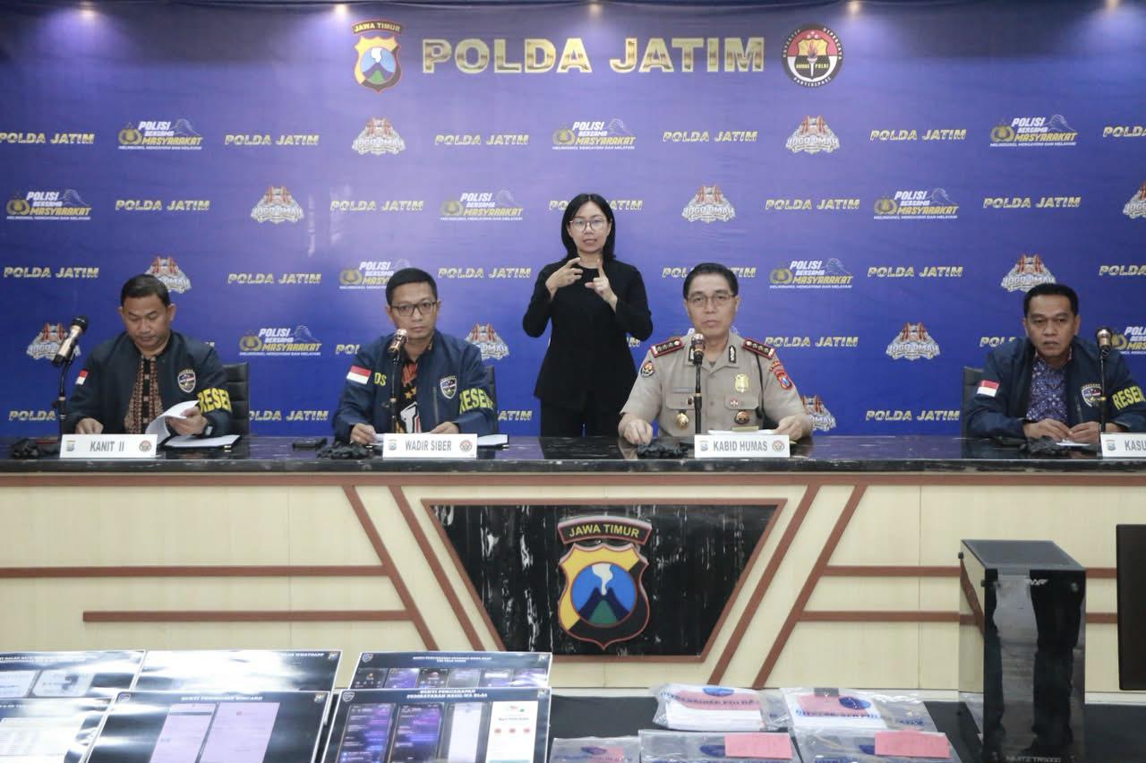 Polda Jatim Ungkap Sindikat Jual Beli Akun Bodong hingga Promosi Judi Online Kamboja