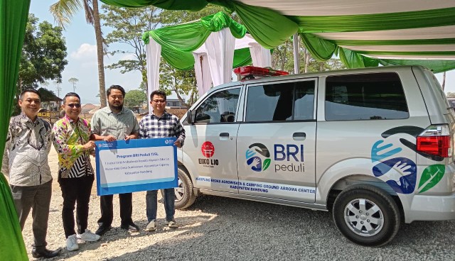 BRI Majalaya Bantu Ambulans Gratis untuk Warga Ciparay
