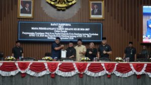 Dua Raperda APBD Masuk DPRD Bandung, Belanja Daerah 2027 Dirancang Rp7,82 Triliun